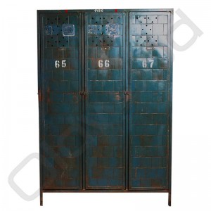 Vintage metalen locker driedeurs Vintage metalen locker driedeurs
